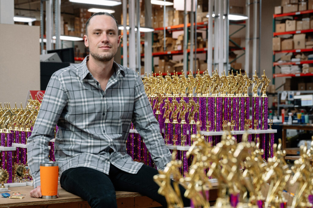 DT1 2910 FINAL RGB website