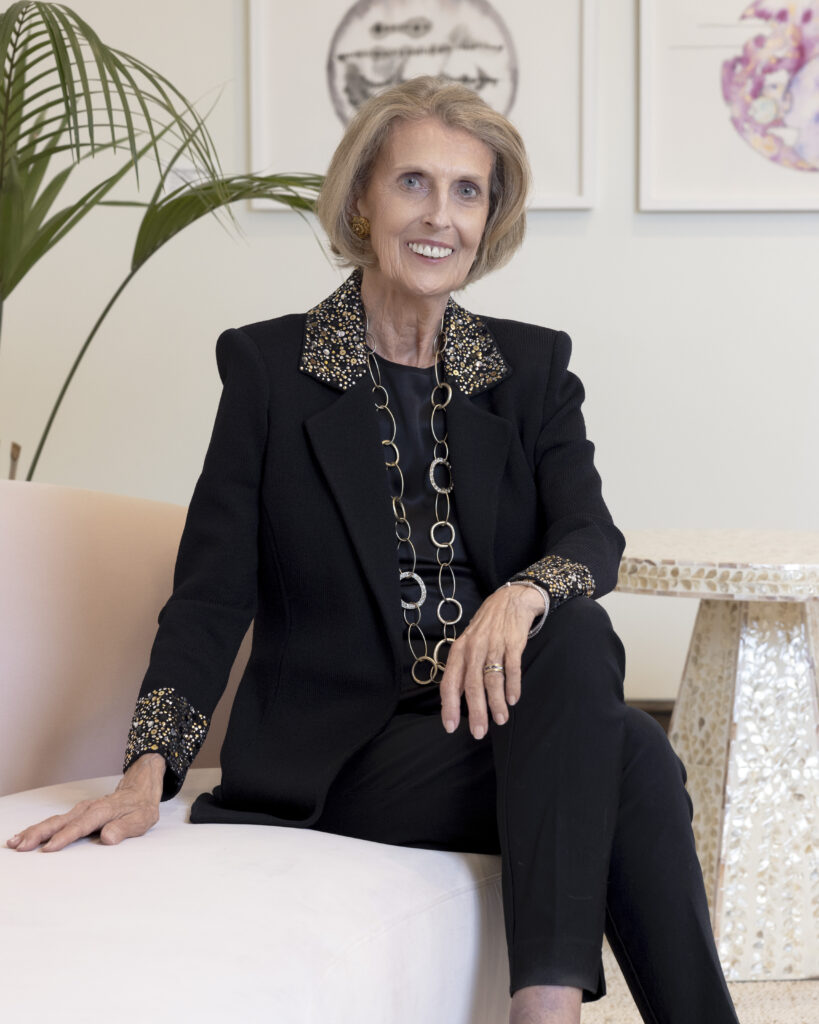 SAWoman Nov Dec 2022 1N1A7083 1