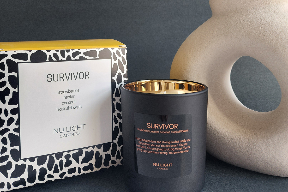 Survivor candle with beige vase