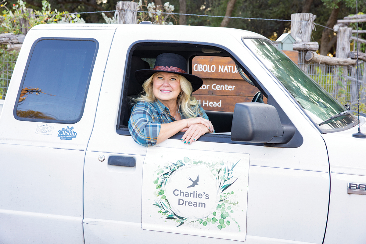 Susan Naylor 1N1A0439 (2) copy Susan Naylor 1N1A0439 (2) copy